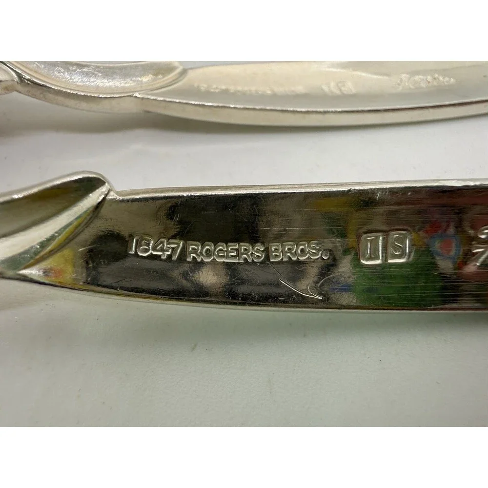 1847 Rogers Bros IS Flair Pattern Silverplate Salad Forks Set of 5 Vintage